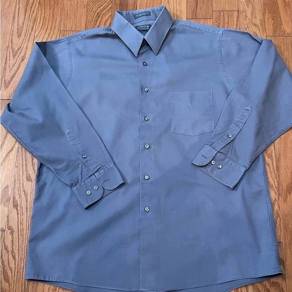 🛍💖💕HOST PICK 🛍💖💕 BUNDLE OF 6 Button Down Shurts - Picture 6 of 16